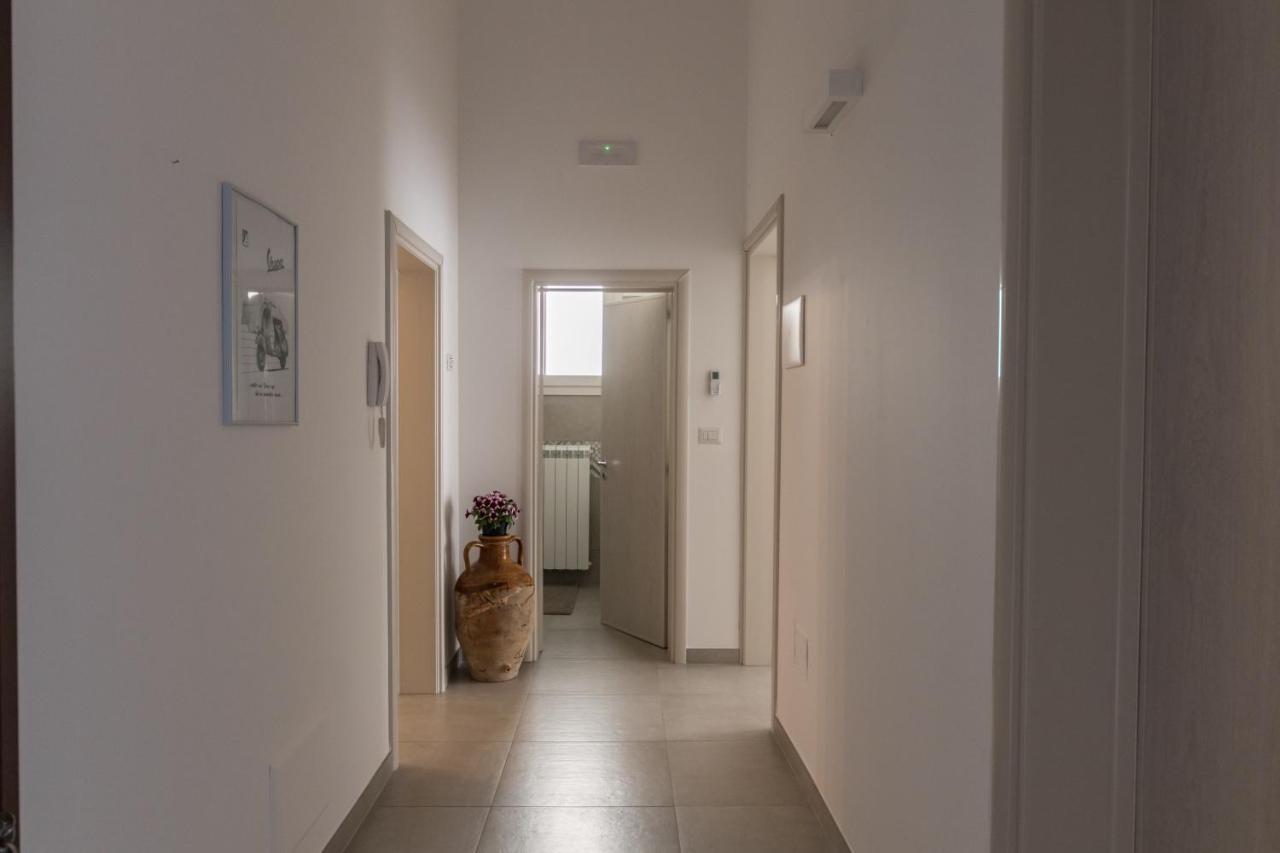 Drooms. Felline Extérieur photo